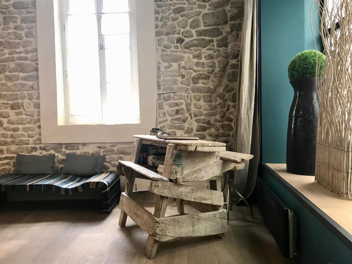 Апартаменты Le Loft Des Antiquaires, Л'Иль-сюр-ла-Сорг Экстерьер фото